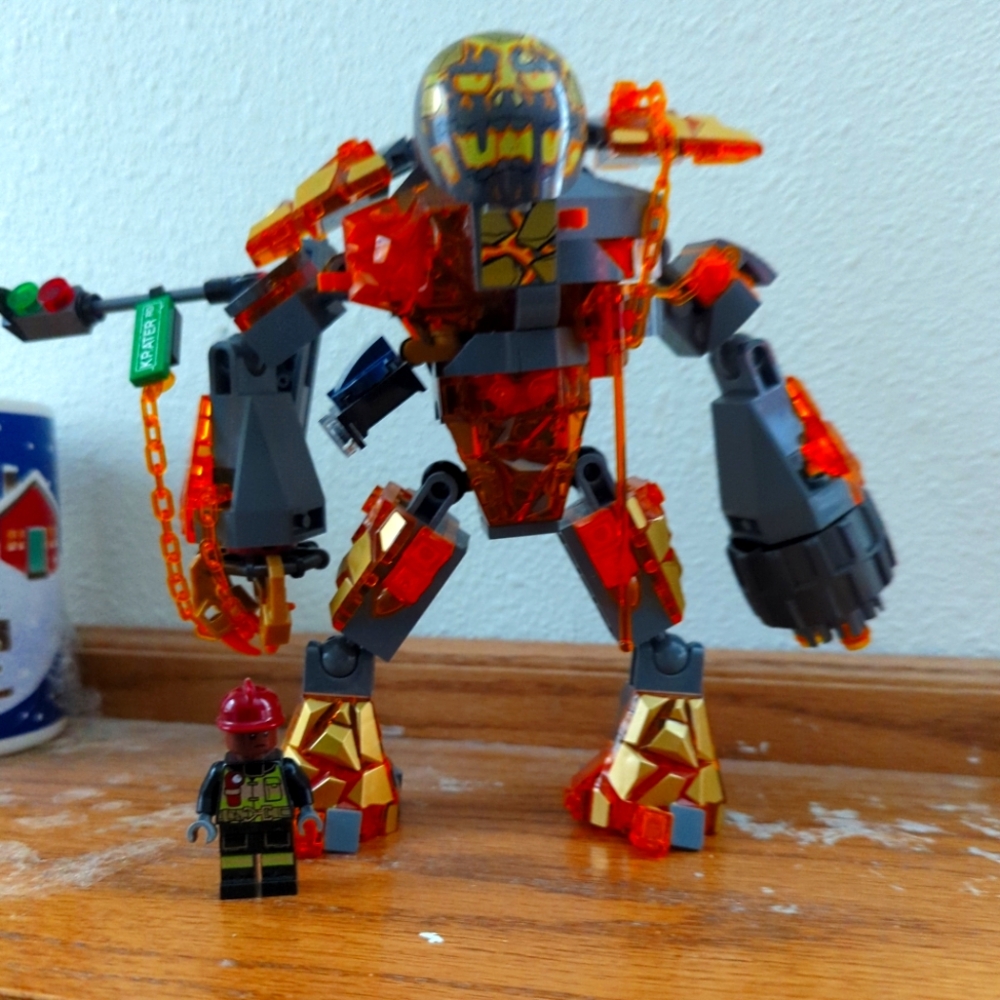 LEGO Marvel Spider-Man Far From Home: Molten Man Battle 76128 Superhero Building